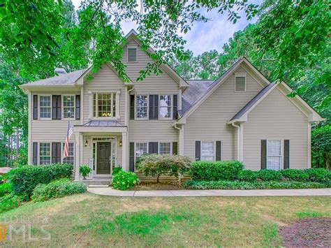 The 3,812 Square Feet single family home is a 5 beds, 4 baths property. . Zillow peachtree city
